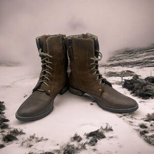 CANADIAN PAJAR WOMEN’S SIZE 8/8.5 PAJAR BOOTS